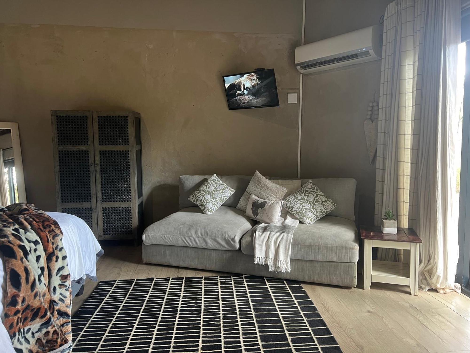 Simba Safaris African Pride Exotic Lodge Lephalale Exterior photo